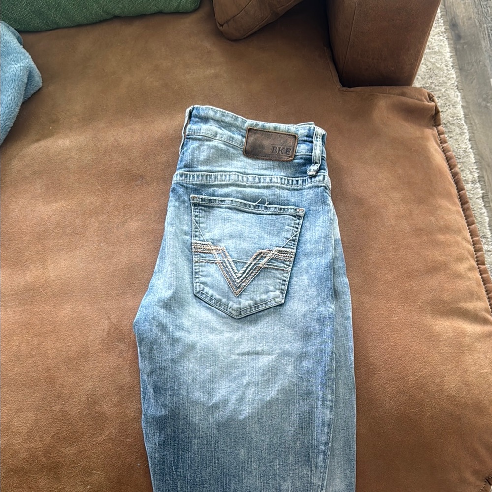 BKE Blue Straight Jeans with Vintage Wash
